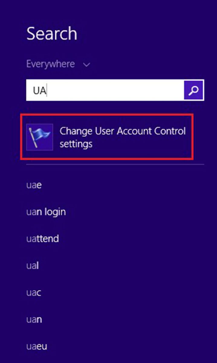 Mở Control Panel sau đó lựa chọn User Accounts