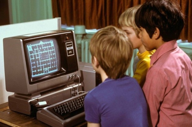 Ngỡ Ngàng Với Cách Những Đứa Trẻ 80s “Download Game” Không Cần Internet
