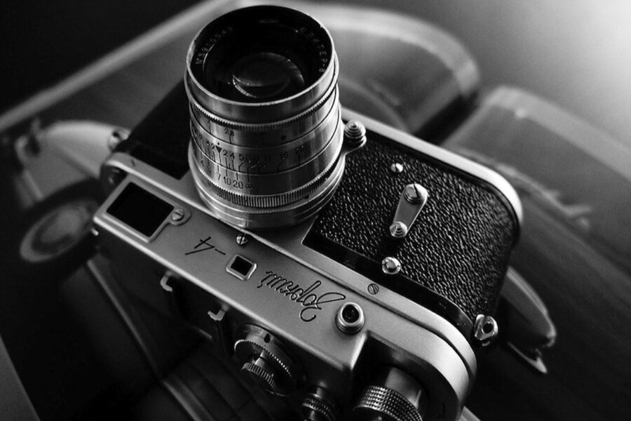 9 Mẹo Chống Rung Khi Chụp Ảnh Cầm Tay Dành Cho DSLR & Mirrorless