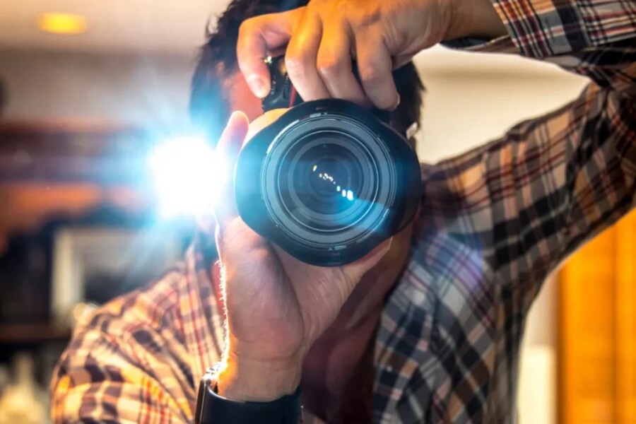 Tạo Ánh Sáng Mềm Và Sâu Hơn Với Đèn Flash Phản Chiếu