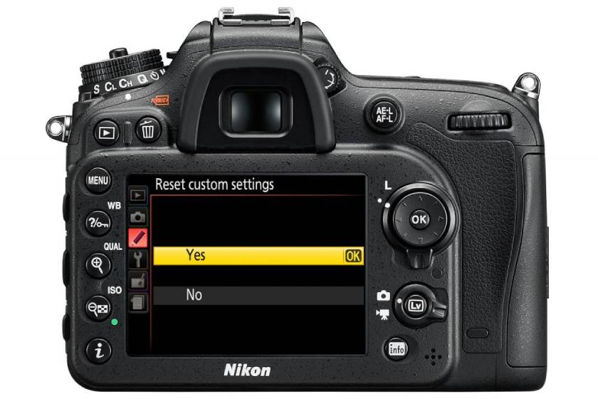 Cách Reset máy ảnh Nikon
